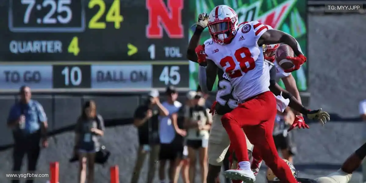 🏆 点燃你的热血时刻！顶级赛事，激情永不落幕！